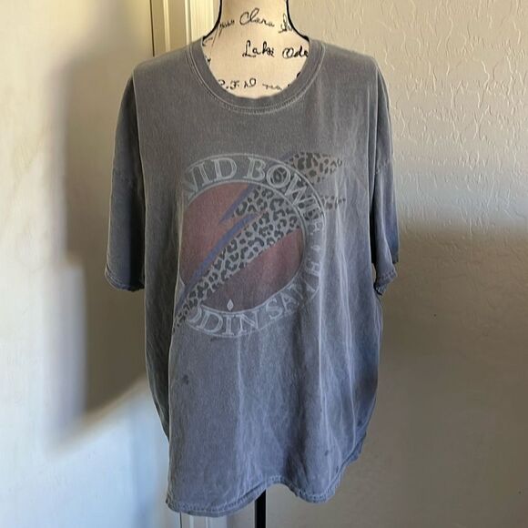 Tops - David Bowie Distressed Gray Graphic Shirt